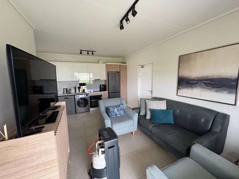 To Let 1 Bedroom Property for Rent in Richwood Western Cape